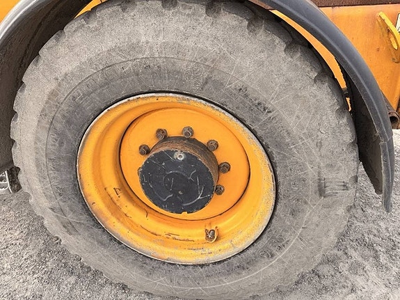 JCB 411 HT 6 of 6