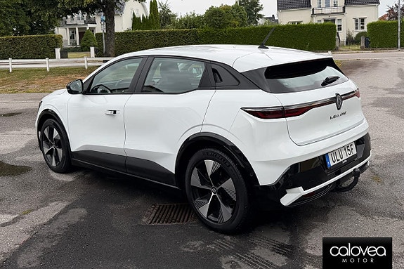 Renault Megane E-Tech 13 of 16