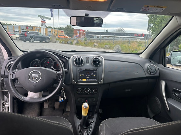 Dacia Logan 6 of 10