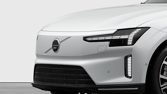 Volvo ES90 14 of 27