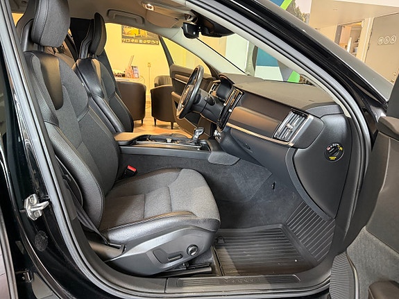 Volvo V90 15 of 27