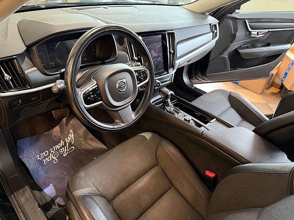 Volvo V90 12 of 27