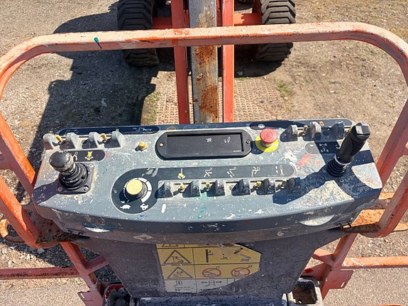 JLG 450 AJ 6 of 12