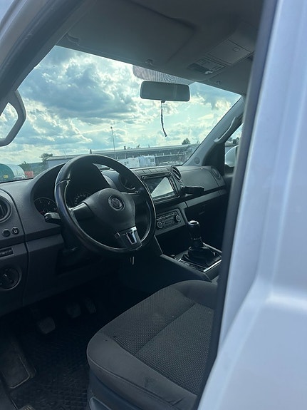 Volkswagen Amarok 4 of 6