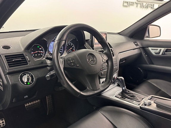 Mercedes-Benz C63 6 of 17
