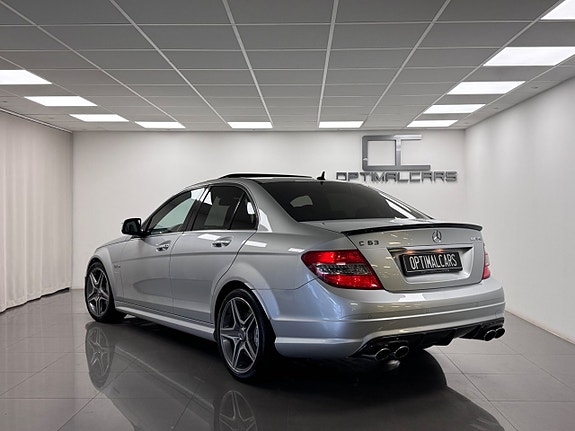 Mercedes-Benz C63 17 of 17