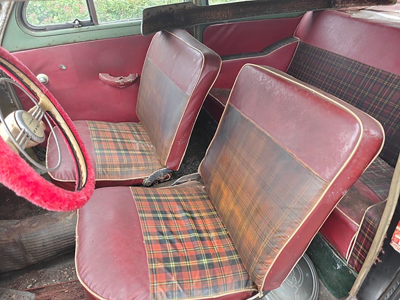 Volvo PV444 10 of 11
