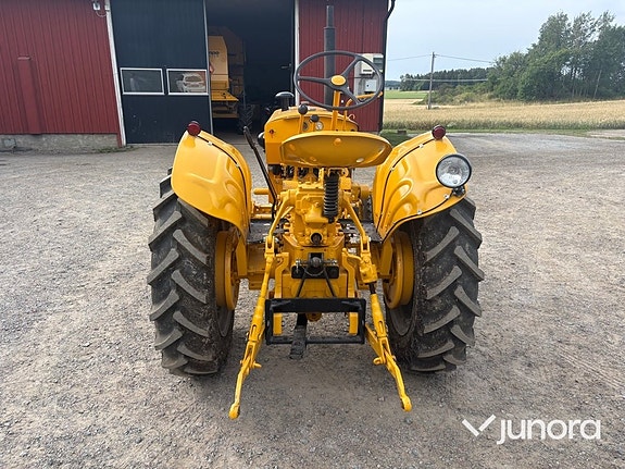 Veterantraktor - Renault, R3042 4 of 30