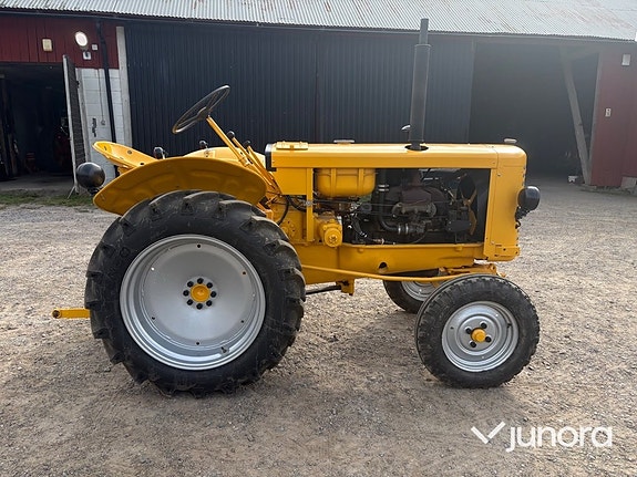 Veterantraktor - Renault, R3042 6 of 30