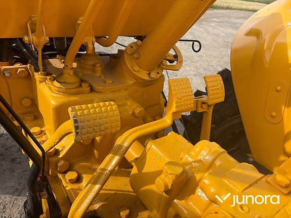 Veterantraktor - Renault, R3042 29 of 30