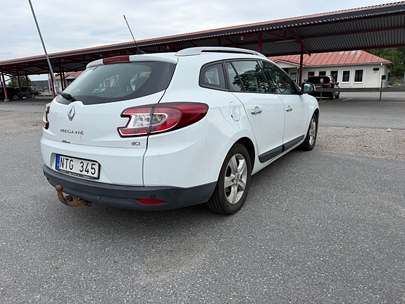 Renault Megane III 5 of 6