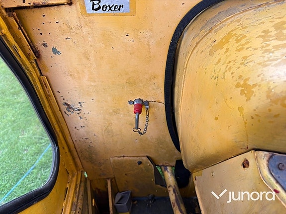 Traktorgrävare - Volvo BM, Boxer 350 20 of 30