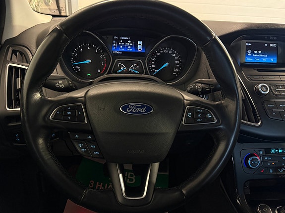 Ford Focus 11 of 19