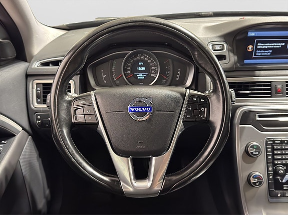 Volvo V70 13 of 18