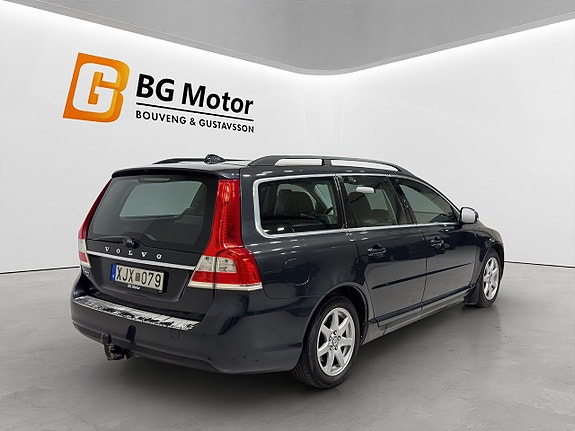 Volvo V70 4 of 18