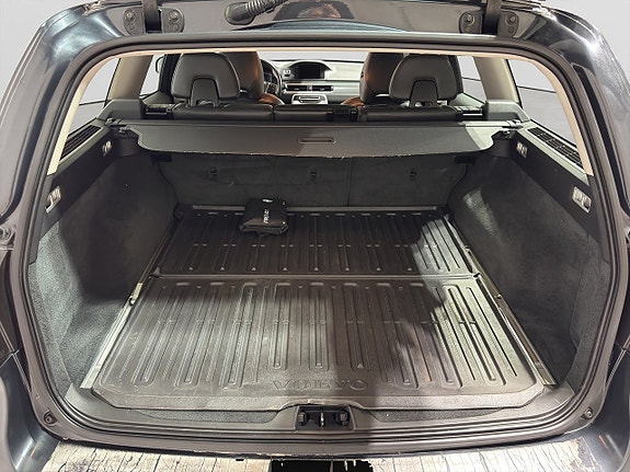 Volvo V70 11 of 18