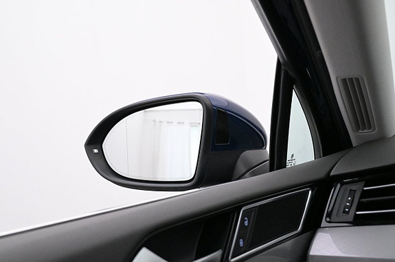 Volkswagen Passat 21 of 27