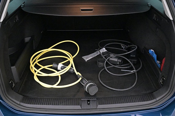Volkswagen Passat 25 of 27