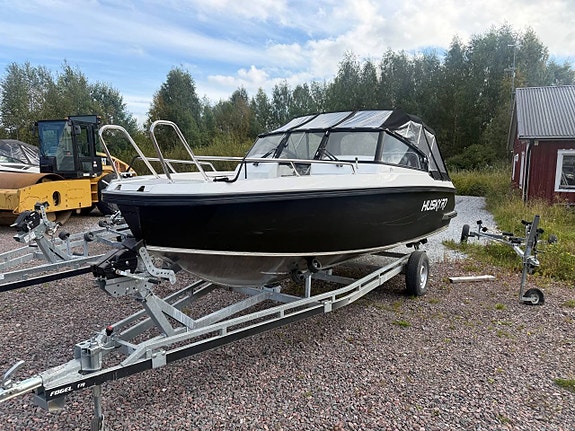 Husky R7 Yamaha F200 90 Timmar 1Års Garanti 6 of 9