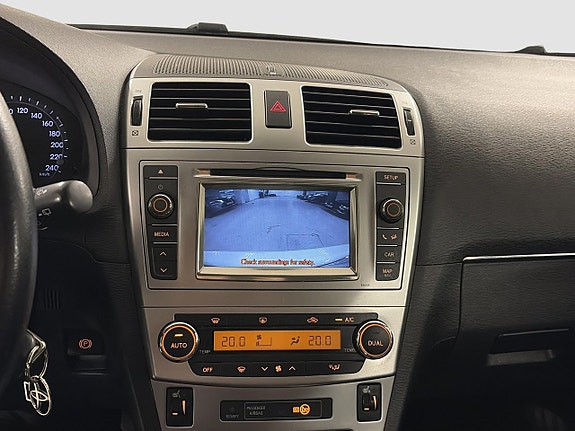Toyota Avensis 14 of 14