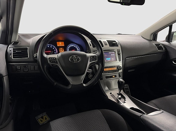 Toyota Avensis 12 of 14