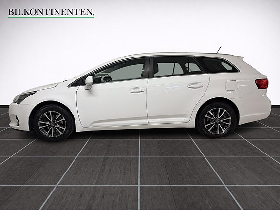 Toyota Avensis 7 of 14