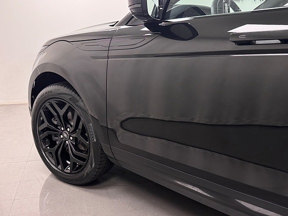 Land Rover Range Rover Evoque 4 of 18