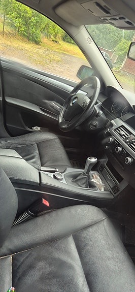 BMW 520d 2 of 3