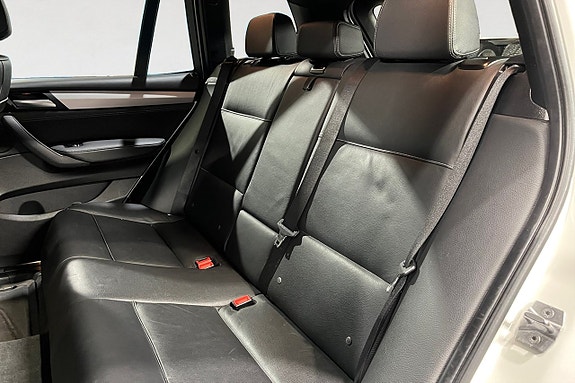 BMW X3 14 of 19