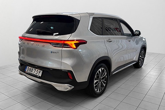 Maxus Euniq 6 7 of 24