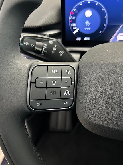 Volkswagen ID.3 Neo 11 of 19