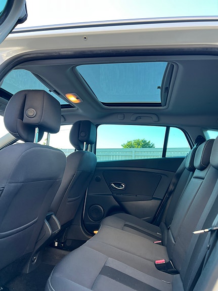 Renault Megane III 5 of 5