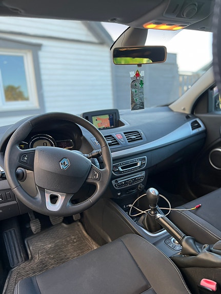 Renault Megane III 4 of 5