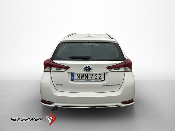 Toyota Auris 6 of 30