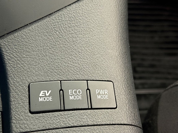 Toyota Auris 21 of 30