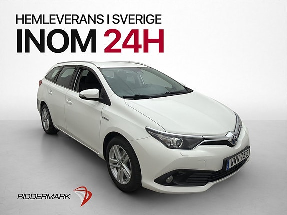 Toyota Auris 3 of 30