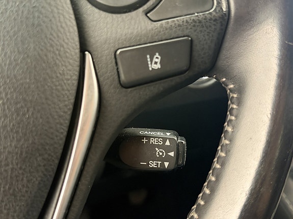 Toyota Auris 15 of 30
