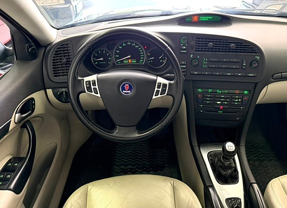 Saab 9-3 13 of 18