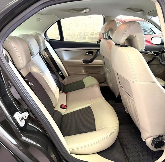 Saab 9-3 11 of 18