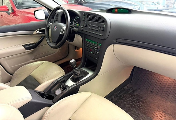 Saab 9-3 9 of 18