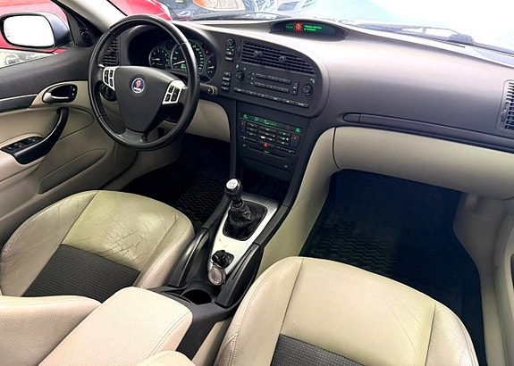 Saab 9-3 6 of 18