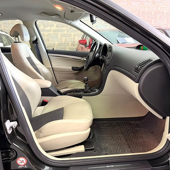 Saab 9-3 8 of 18