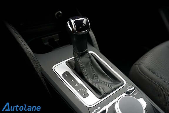 Audi Q2 25 of 30