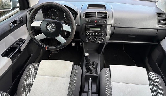 Volkswagen Polo Cross 6 of 6