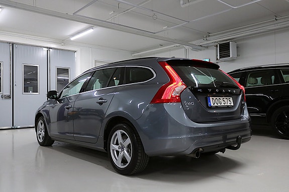 Volvo V60 6 of 19