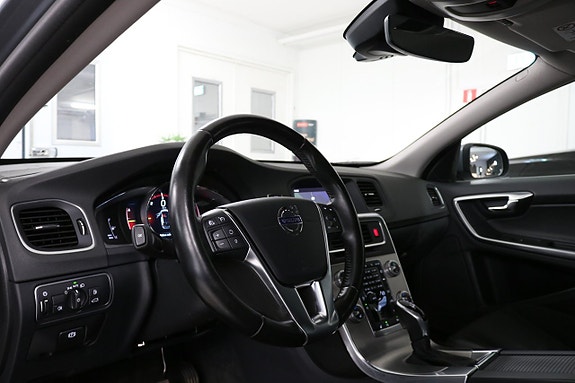Volvo V60 9 of 19