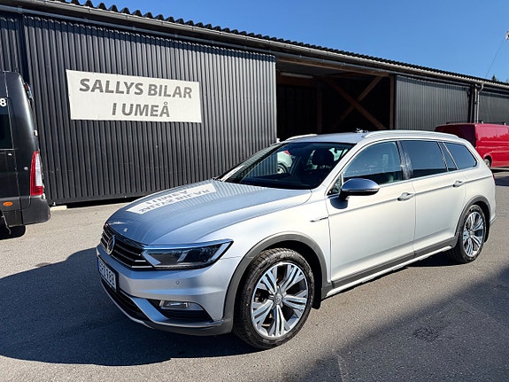 Volkswagen Passat Alltrack 5 of 15