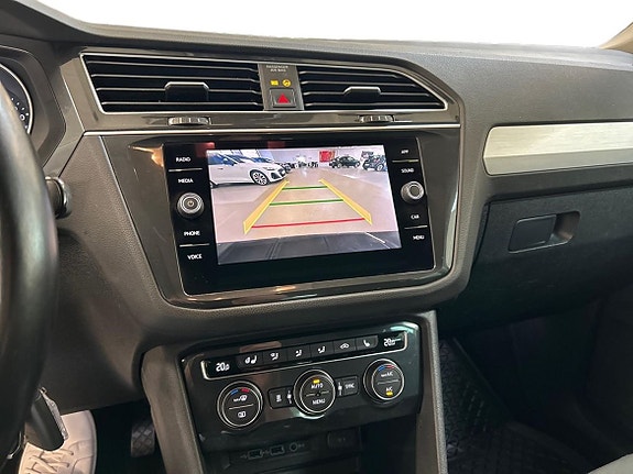 Volkswagen Tiguan 12 of 14