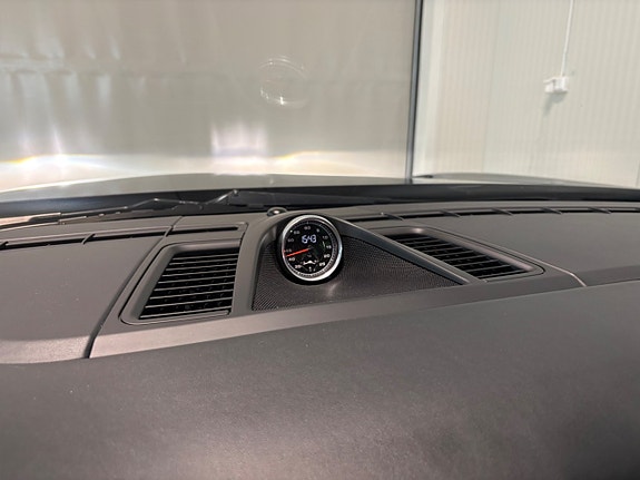 Porsche Panamera Turbo 18 of 27