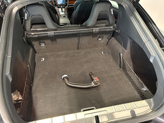 Porsche Panamera Turbo 25 of 27